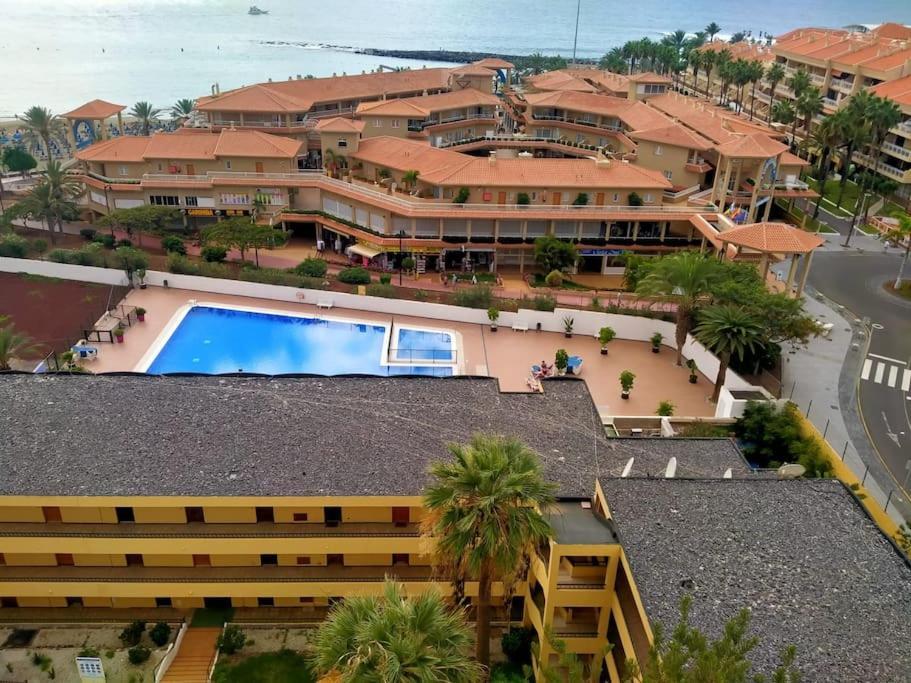 Apartamento Con Vistas Al Mar Арона Екстериор снимка