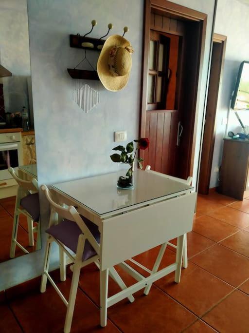 Apartamento Con Vistas Al Mar Арона Екстериор снимка