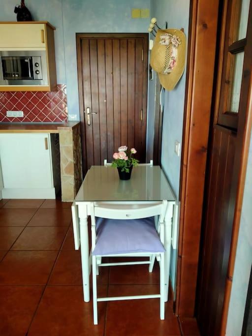 Apartamento Con Vistas Al Mar Арона Екстериор снимка